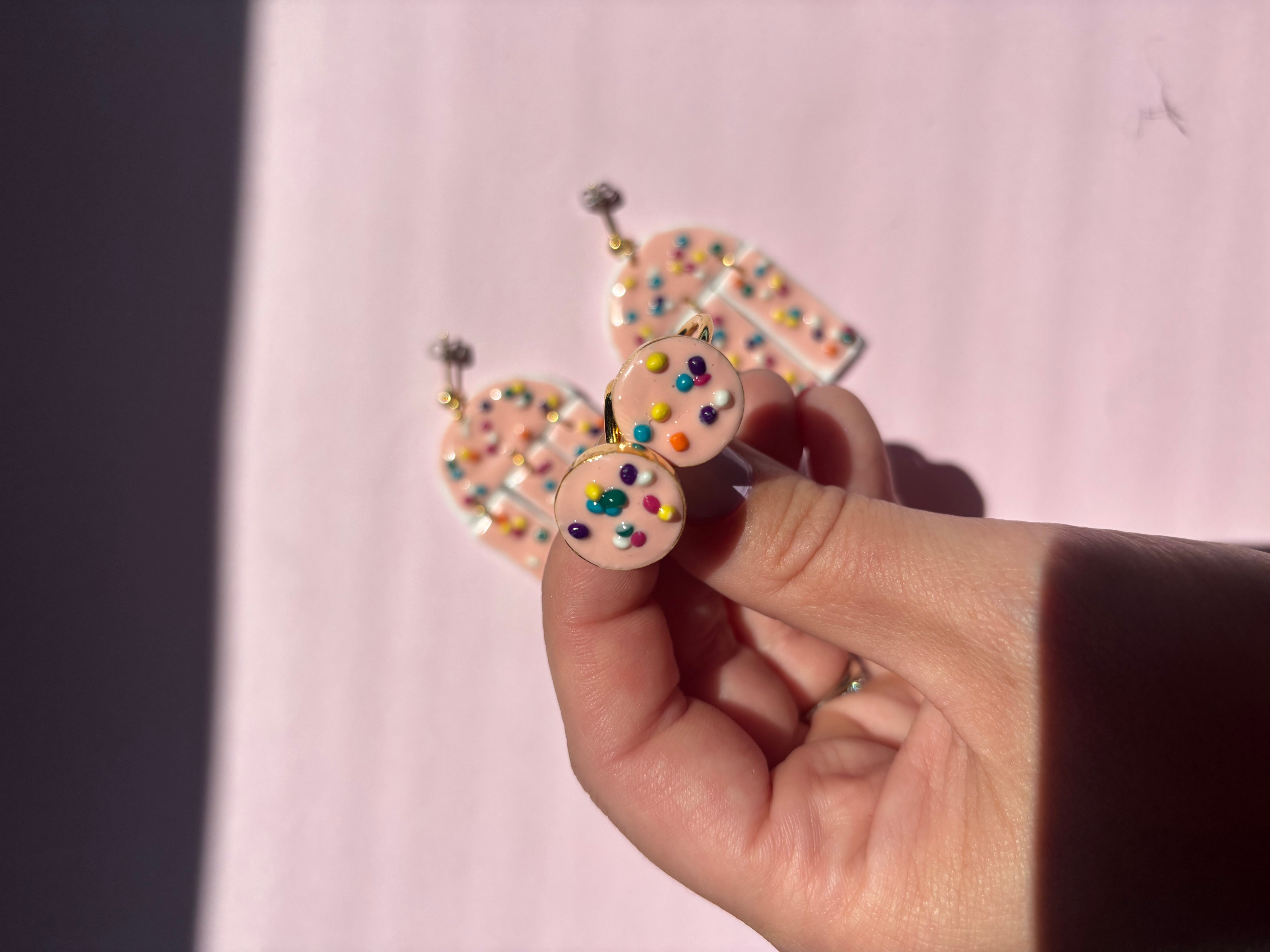 Cupcake Ring: Gold