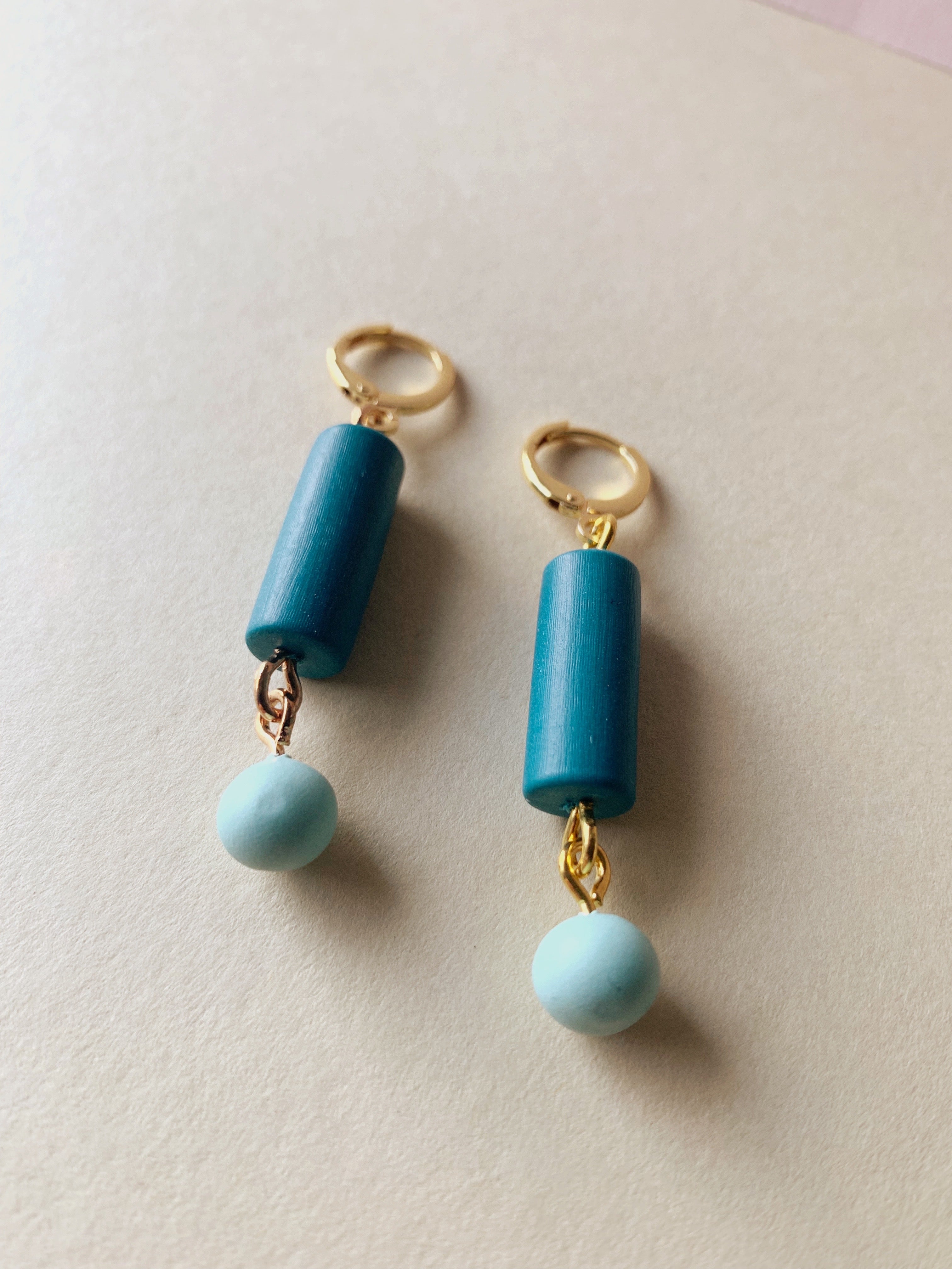 Cylinder Bead Earring: Teal