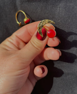 Gold Moon Ring: Red