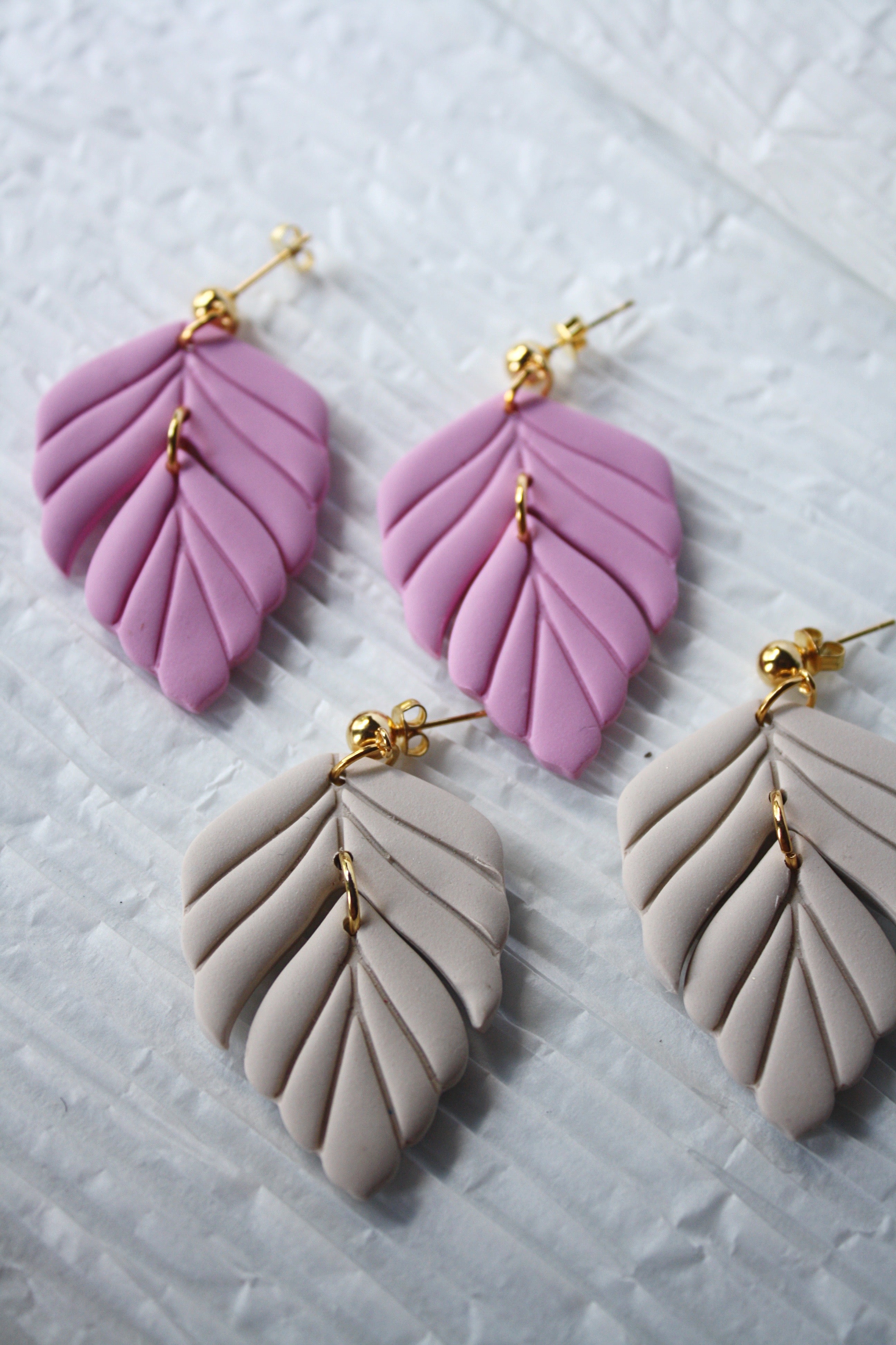 Formal Clay Scalloped Earring