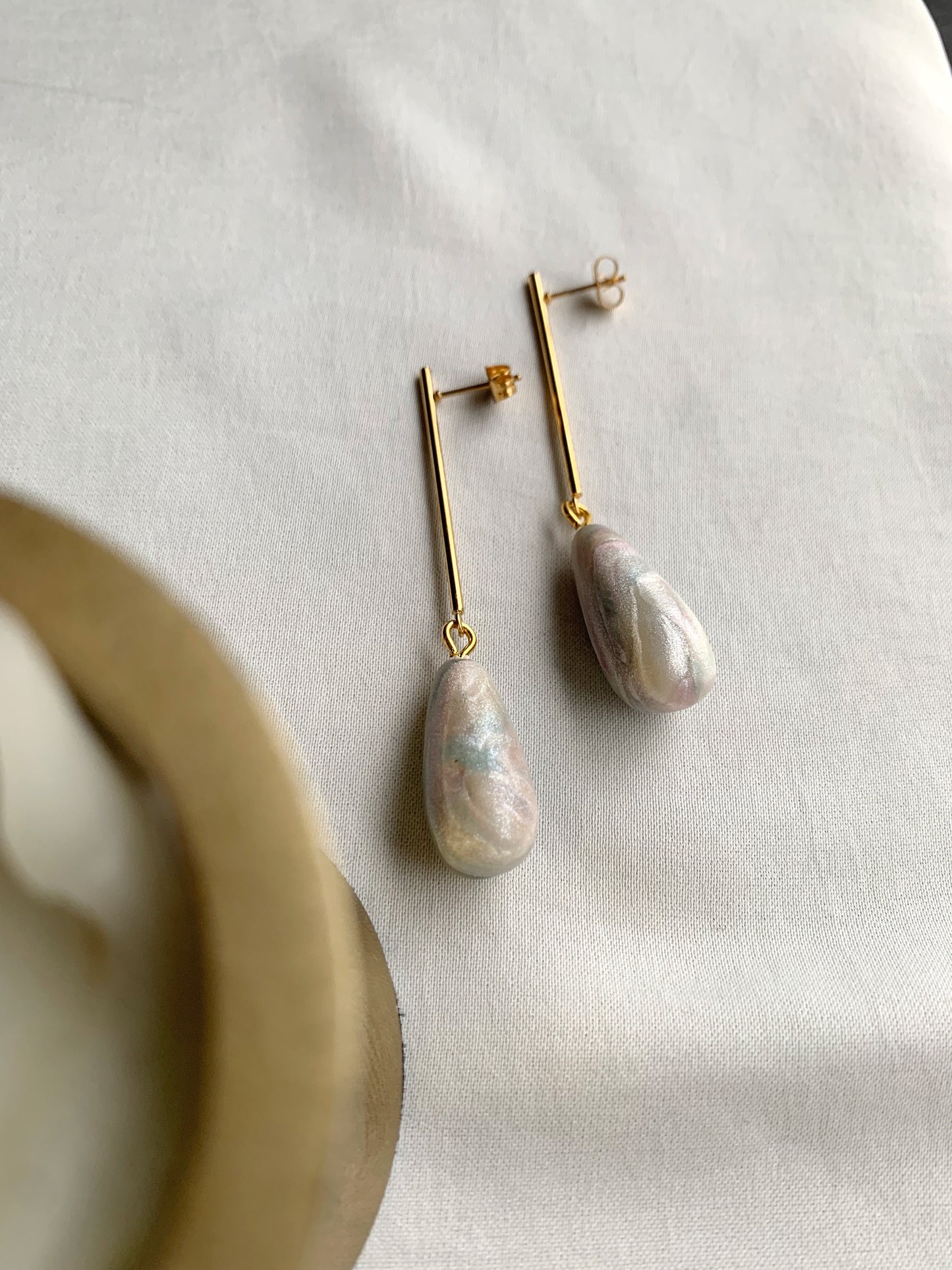 Mother of Pearl Bead Earring